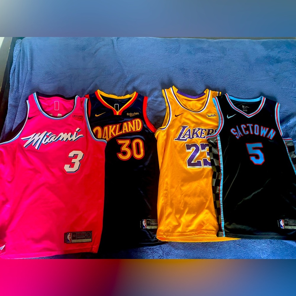 Authentic NBA Jersey Lot of 4 | Wade, James,curry,fox | Size 50 Large 2020-2022